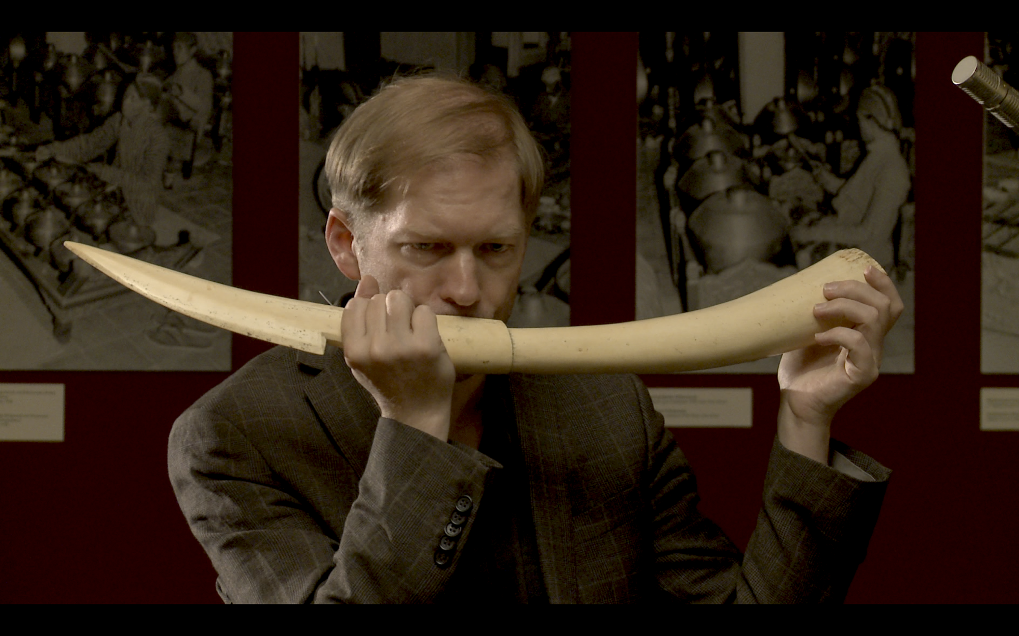 The Reverse Collection — Images — Dhalem Sessions 2014 Berlin Biennial 8 (Germany) Performer Axel Dorner - Dahlem Sessions 2 © Tarek Atoui — 8th Berlin Biennale, 2014